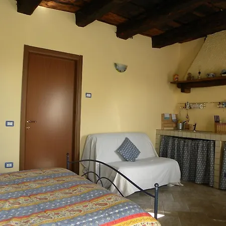 Agriturismo Fano'S Farm Suno Zimmer foto